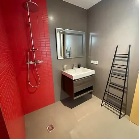Casa 8 Personas En - Alberga Berga